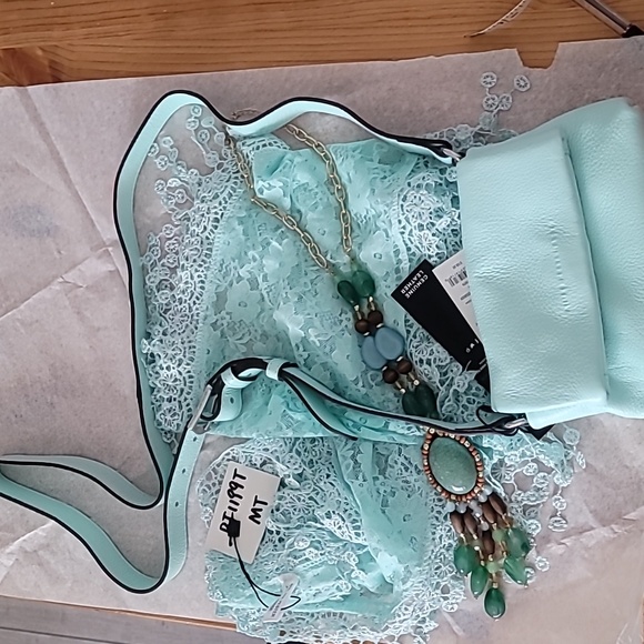 Aimee Kestenberg small crossbows handbag, matching lace scarf, and necklace. - Picture 3 of 7